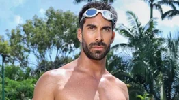 El venezolano Adrián Lara protagonista de una nueva revista