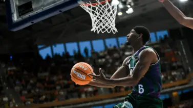 Liga Endesa: Unicaja suma nuevo triunfo ante Leyma Coruña y se mantiene en la cima del torneo Liga Endesa: Unicaja suma nuevo triunfo ante Leyma Coruña y se mantiene en la cima del torneo