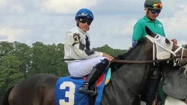 Samuel Marín gana su primer meeting como jockey profesional en Estados Unidos