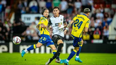 LaLiga: Valencia toca fondo y Mestalla explota contra el equipo LaLiga: Valencia toca fondo y Mestalla explota contra el equipo