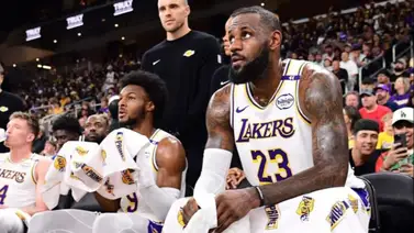 NBA: ¡Ninguno se salva! LeBron James le juega una pesada broma a su hijo Bronny (+Video) NBA: ¡Ninguno se salva! LeBron James le juega una pesada broma a su hijo Bronny (+Video)