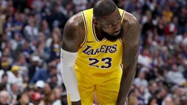 NBA: ¡Y con su hijo en cancha! LeBron James rompe todos los records con este bochornoso registro