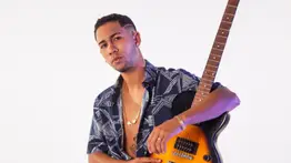 Carlos Raúl: El venezolano que debutó con Romeo Santos estrena su tema “Señor”