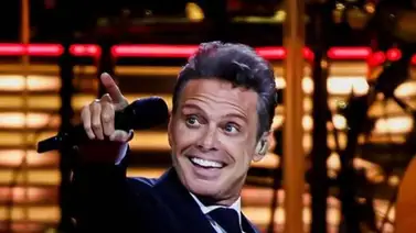 Luis Miguel pospone concierto dos horas antes de comenzar Luis Miguel pospone concierto dos horas antes de comenzar