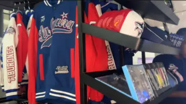 LVBP: Conoce los precios de las camisas y chaquetas de Tiburones de La Guaira en el Estadio Universitario (+Video) LVBP: Conoce los precios de las camisas y chaquetas de Tiburones de La Guaira en el Estadio Universitario (+Video)