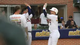 LVBP: Romer Cuadrado castiga a Leones con su primer jonrón de la temporada