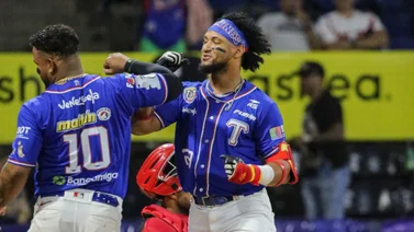 LVBP: Ofensiva de Tiburones "masacra" el pitcheo de Águilas (+resumen)