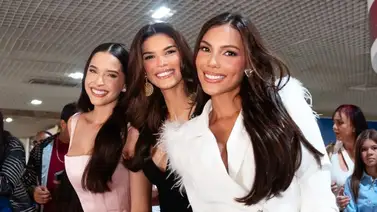 En busca de la corona: Despedida de las misses en el aeropuerto En busca de la corona: Despedida de las misses en el aeropuerto