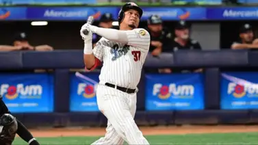 LVBP: Aldrem Corredor estrena cuenta jonronera con Leones del Caracas (+ Video) LVBP: Aldrem Corredor estrena cuenta jonronera con Leones del Caracas (+ Video)