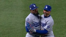 MLB: Esto es lo que pasa cuando retas el brazo de Teoscar Hernández (+Video)