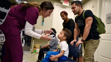 Jornada de atención médica comunitaria para niños en Dallas, Texas