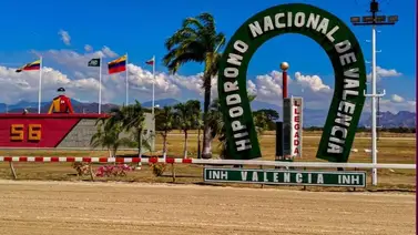 Comisarios abren averiguación administrativa a jinete y entrenador en Hinava Comisarios abren averiguación administrativa a jinete y entrenador en Hinava