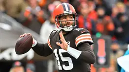 NFL: Browns sientan a Flacco y le dan las riendas al novato
