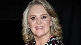 Erika Buenfil posa por primera vez sin ropa a sus 61 años ¡Mira la foto!