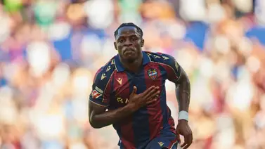 Levante dominó a placer al Real Oviedo de Salomón Rondón Levante dominó a placer al Real Oviedo de Salomón Rondón