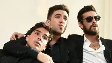 Apuesto actor español posó sin camisa en Petare ¡Upa! Apuesto actor español posó sin camisa en Petare ¡Upa!