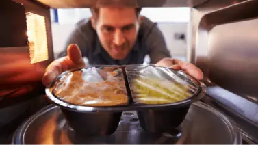 Minimiza los microplásticos en tu cocina: Estrategias para una  alimentación más saludable