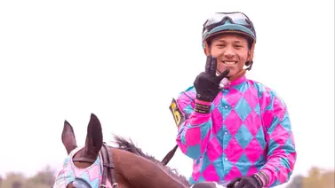 Jinete venezolano logró Hat-trick en este hipódromo en Estados Unidos Jinete venezolano logró Hat-trick en este hipódromo en Estados Unidos