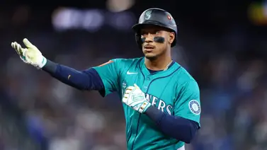 Jorge Polanco es el primer latino en lograr esta hazaña durante una Serie de Campeonato de la MLB Jorge Polanco es el primer latino en lograr esta hazaña durante una Serie de Campeonato de la MLB
