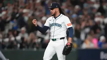 MLB: Luis Castillo honra a Pedro Martínez desde el montículo MLB: Luis Castillo honra a Pedro Martínez desde el montículo