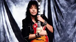 La muerte de Ace Frehley habría sido provocada por un derrame cerebral