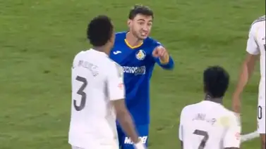 Jugador del Getafe estalla en la cara de Vinicius: "Por eso te odia todo el mundo" Jugador del Getafe estalla en la cara de Vinicius: "Por eso te odia todo el mundo"