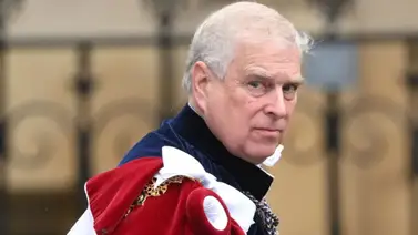 La caída del príncipe Andrés: el hermano de Carlos III renuncia a su título La caída del príncipe Andrés: el hermano de Carlos III renuncia a su título