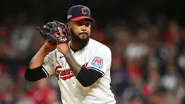 El dominicano Emmanuel Clase estaría a punto de llegar a la LVBP con este importante equipo