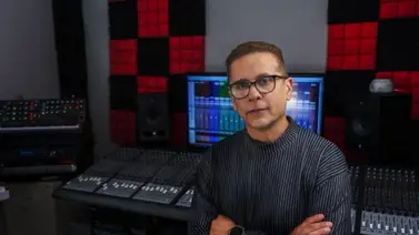 CJ Vilchez presenta “Lo hiciste otra vez”. CJ Vilchez presenta “Lo hiciste otra vez”.