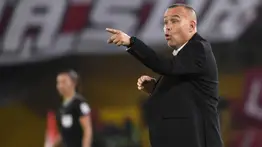 Rafael Dudamel estalla en rueda de prensa contra un periodista colombiano