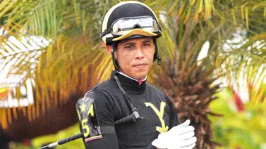 "Haremos todo lo posible": Jhonathan Aray decidido a mantener invicto a Special Element este domingo en La Rinconada  "Haremos todo lo posible": Jhonathan Aray decidido a mantener invicto a Special Element este domingo en La Rinconada