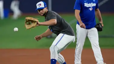 Azulejos de Toronto dan una campanada con su primer lineup de la Serie Mundial Azulejos de Toronto dan una campanada con su primer lineup de la Serie Mundial