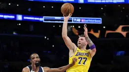 NBA: Luka Doncic va de récord en récord con Los Ángeles Lakers