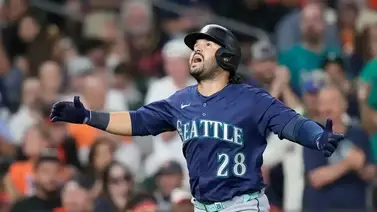 MLB: Eugenio Suárez recibe el Premio Luis Aparicio por segunda ocasión MLB: Eugenio Suárez recibe el Premio Luis Aparicio por segunda ocasión