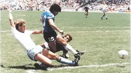 ¿Donde está el 10? Polémica en redes por omitir a Maradona en la moneda del Mundial 2026