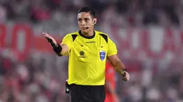 Orgullo venezolano: Jesús Valenzuela está entre los 25 mejores árbitros del mundo