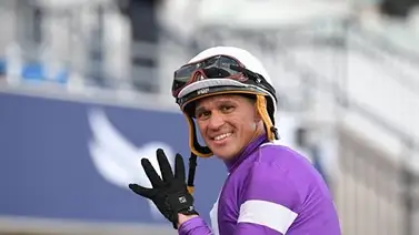 Imparable: Javier Castellano es el primer jockey en conseguir esta hazaña en el nuevo Belmont Park Imparable: Javier Castellano es el primer jockey en conseguir esta hazaña en el nuevo Belmont Park
