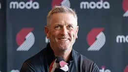 NBA: El nuevo dueño de los Trail Blazers promete un campeonato en medio de la polémica