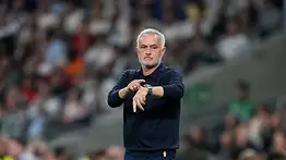 José Mourinho deja plantada a la prensa tras la polémica arbitral en el Bernabéu