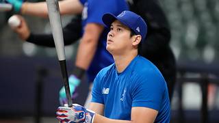 Dave Roberts mantiene a Shohei Ohtani en la alineación para el Juego 3