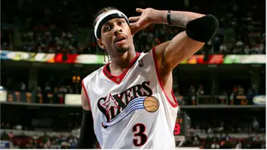 "Devolvería todo por un campeonato": El desgarrador y sincero testimonio de Allen Iverson "Devolvería todo por un campeonato": El desgarrador y sincero testimonio de Allen Iverson