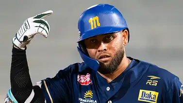 Breyvic Valera alcanza una cifra redonda en la LVBP y le da vida al Magallanes con su jonrón Breyvic Valera alcanza una cifra redonda en la LVBP y le da vida al Magallanes con su jonrón