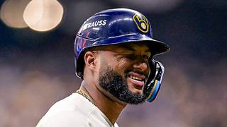 Hazaña histórica! Cuatro venezolanos de Milwaukee ganan el Clásico Mundial y la Serie Mundial el mismo año