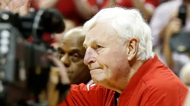Fallece histórico entrenador de baloncesto Bob Knight