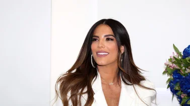 Gaby Espino sorprende en redes sociales con los productos de su nueva línea de ropa
