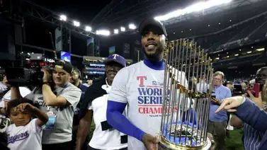 MLB: Aroldis Chapman celebró junto a los fanáticos en Arlington (+Vídeo) MLB: Aroldis Chapman celebró junto a los fanáticos en Arlington (+Vídeo)