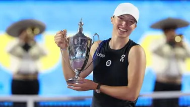 Una invencible Iga Swiatek se convierte en la campeona más joven de las Finales de la WTA (+Video) Una invencible Iga Swiatek se convierte en la campeona más joven de las Finales de la WTA (+Video)