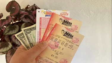 Jugador de lotería gana 9.3 millones de dólares pero recibe menos de la mitad por esta razón