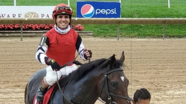 Jinete venezolano gana tres carreras en este hipódromo en Estados Unidos