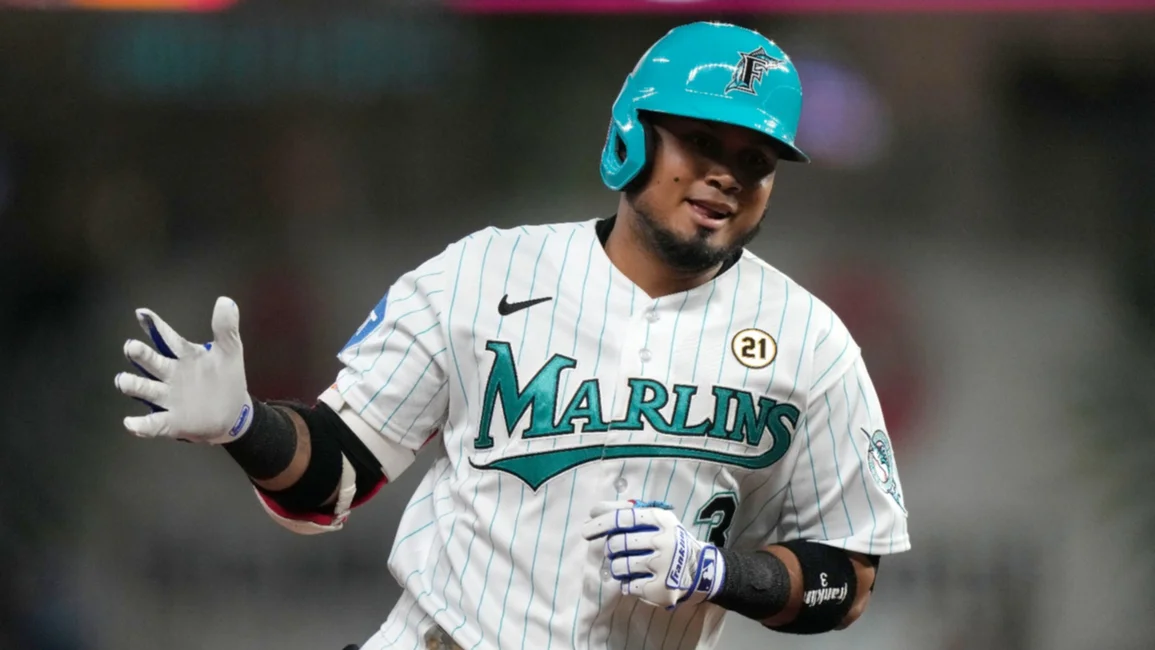 MLB: ¡Regadera de plata! Luis Arráez se lleva este importante premio ofensivo